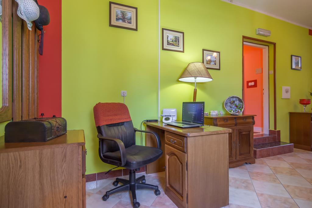 Apartment Danica Maslenica Buitenkant foto